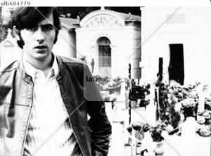 Joan Manuel Serrat, 1968. Visita Coullire dónde murió Antonio Machado.