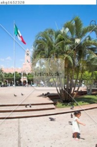 Palacio Municipal and Ayuntamiento, Town Hall, Plaza Mayor, Zocalo, Merida, capital of Yucatan State, Mexico.