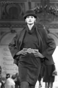 Oscar de la Renta RTW Fall 1989 Show