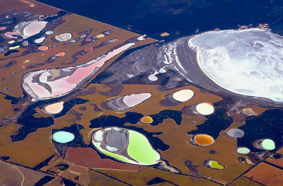  Salt pans and dams can be seen in farming areas located in the southern region of Western Australian, near the city of Perth, Australia. Photo by David Gray 