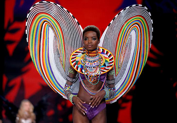  Model Maria Borges presents a creation during the 2017 Victoria's Secret Fashion Show in Shanghai, China. Photo by Aly Song 