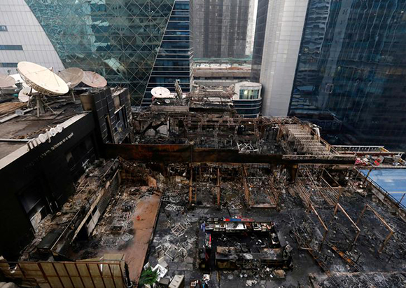  A general view of the restaurants destroyed in a fire in Mumbai, India, December 29, 2017. Photo by Danish Siddiqui 