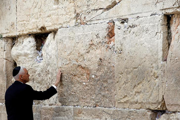  U.S. Vice President Mike Pence visits the Western Wall, Judaism's holiest prayer site, in Jerusalem's Old City January 23, 2018. Photo by Amir Cohen 