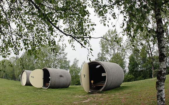  "Dasparkhotel" hotel rooms are pictured in a public park in the Upper Austrian town of Ottensheim April 29, 2014. Photo by Heinz-Peter Bader 