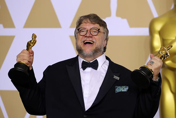  90th Academy Awards - Oscars Backstage - Hollywood, California, U.S., 04/03/2018 - Guillermo del Toro with the Best Director Award and the Best Picture Award for "The Shape of Water" Photo by Mike Blake 